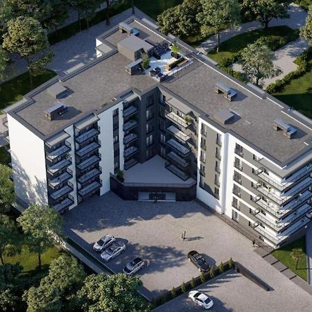 Apartament 33 Park City オストルフ・ビエルコポルスキ エクステリア 写真