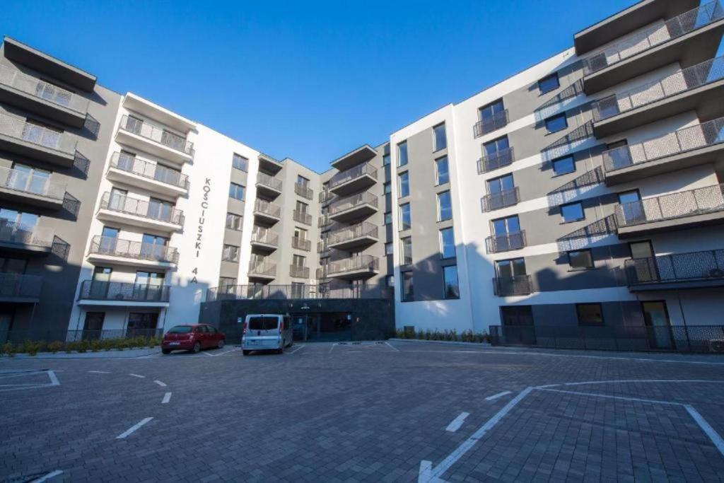Apartament 33 Park City オストルフ・ビエルコポルスキ エクステリア 写真