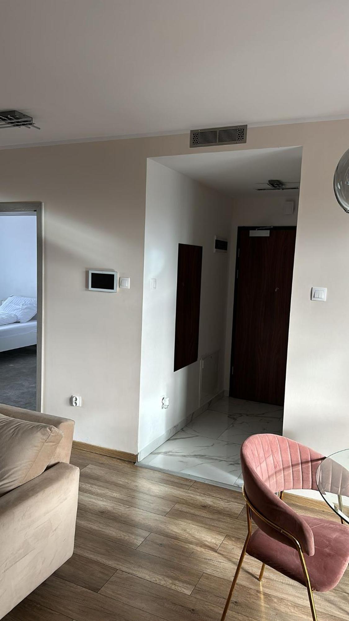 Apartament 33 Park City オストルフ・ビエルコポルスキ エクステリア 写真
